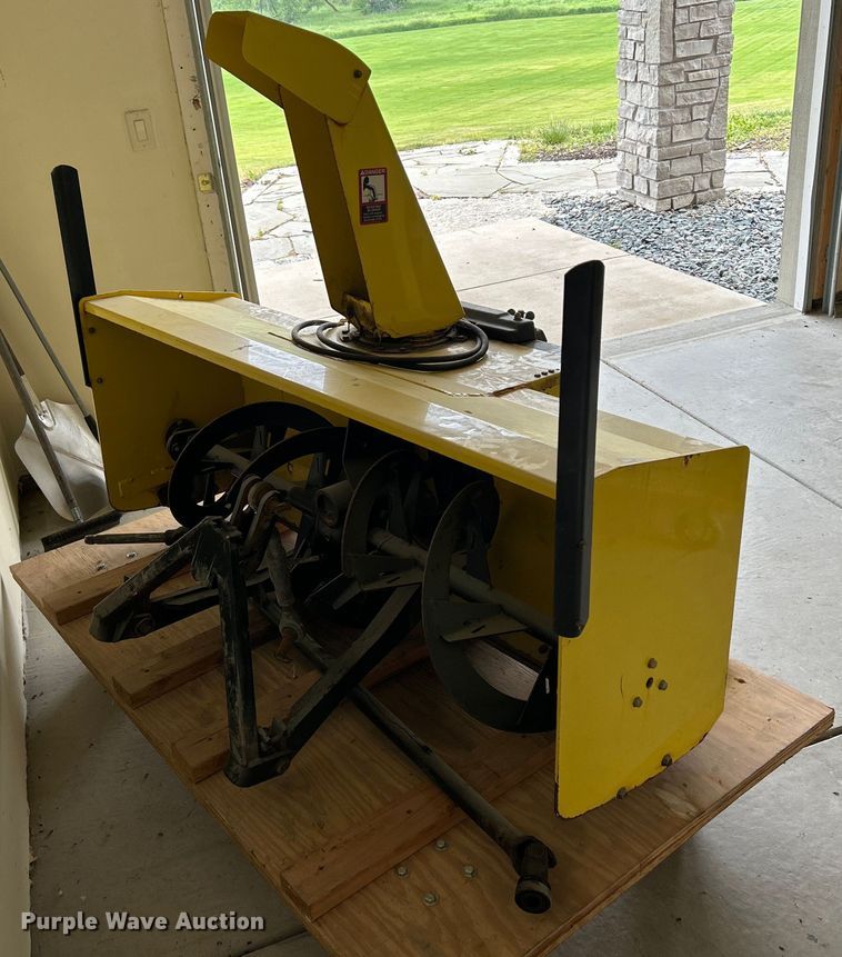 image for item DR4727 John Deere 59  snow blower