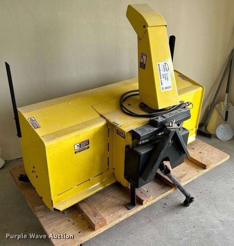 image for item DR4727 John Deere 59  snow blower
