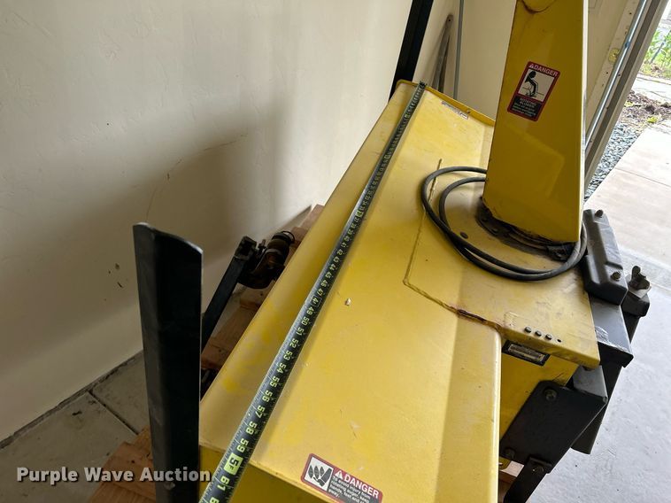 image for item DR4727 John Deere 59  snow blower