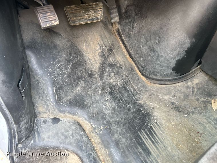 image for item DR4732 2015 GMC Savana G2500  van