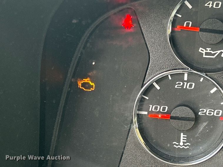 image for item DR4732 2015 GMC Savana G2500  van