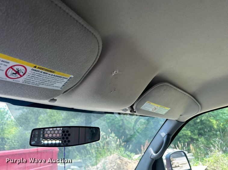 image for item DR4732 2015 GMC Savana G2500  van