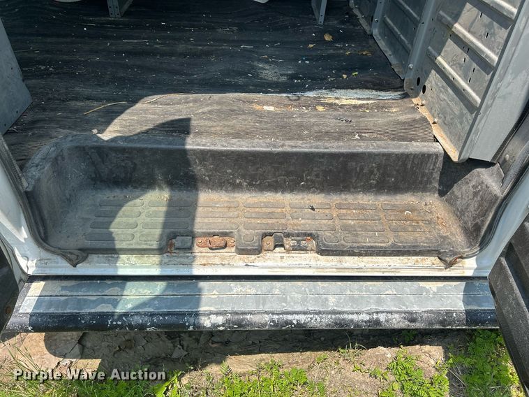 image for item DR4732 2015 GMC Savana G2500  van