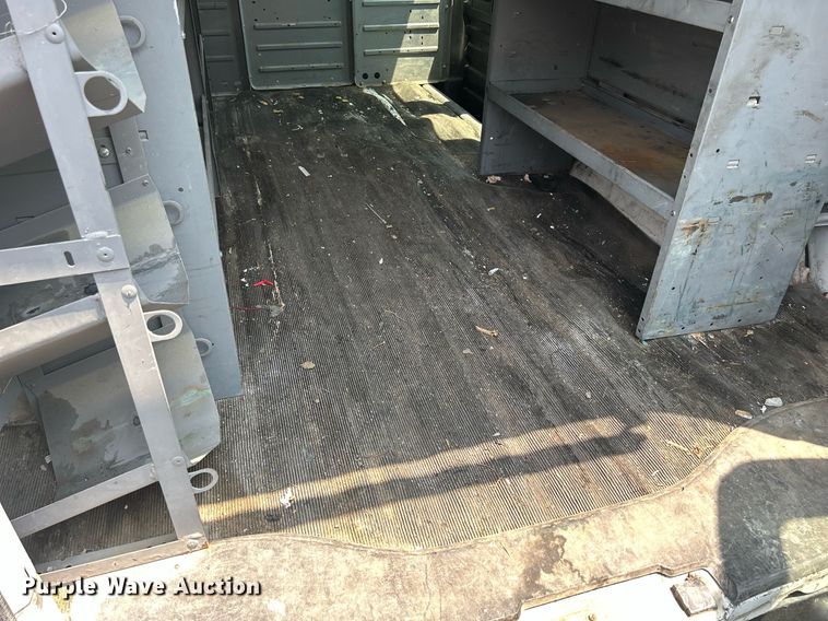 image for item DR4732 2015 GMC Savana G2500  van