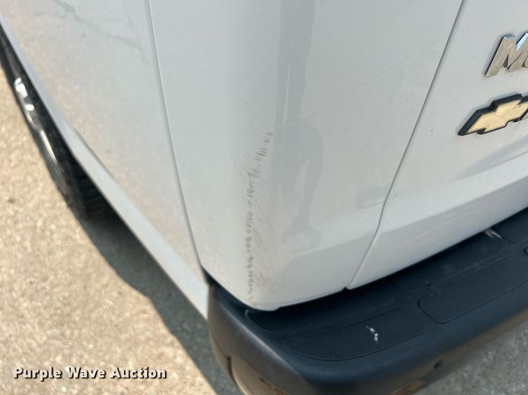 image for item DR4733 2017 Chevrolet Express 2500  van