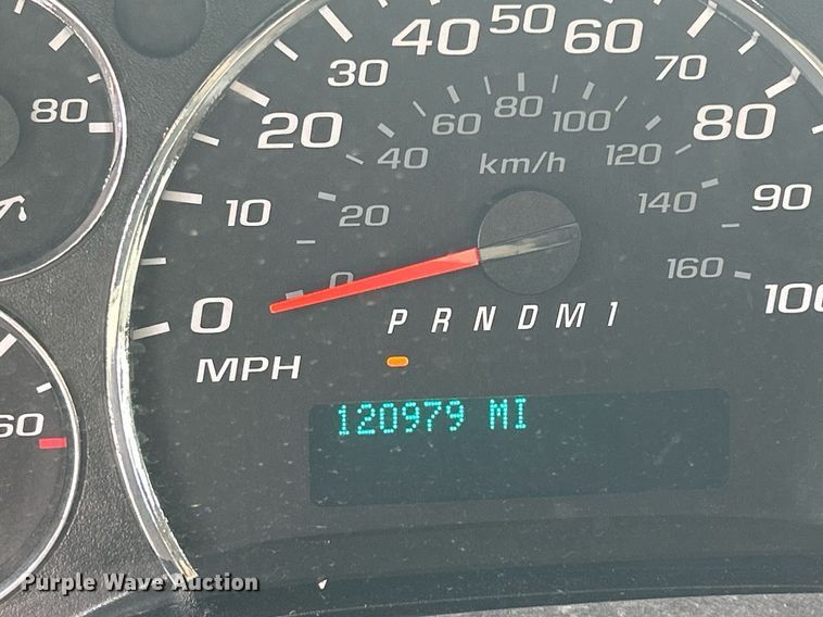 image for item DR4733 2017 Chevrolet Express 2500  van