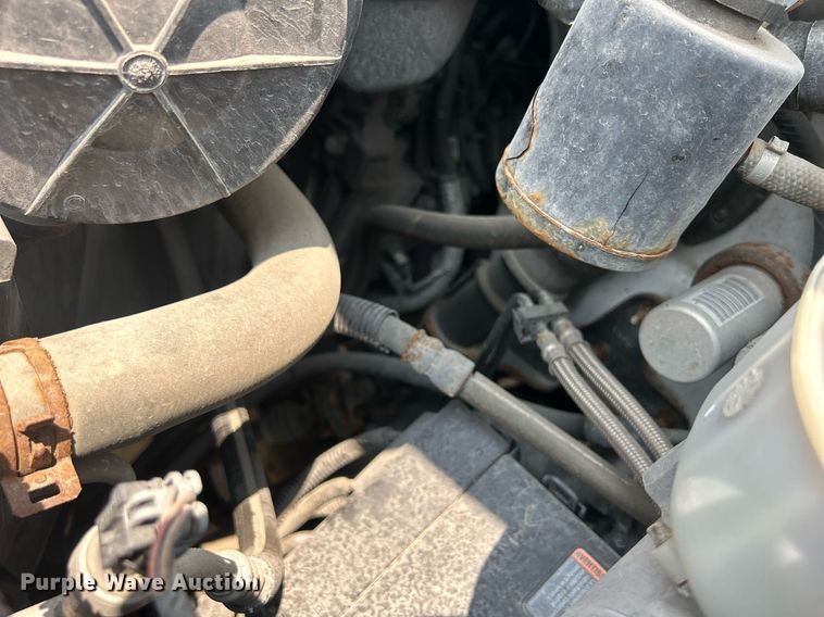 image for item DR4733 2017 Chevrolet Express 2500  van