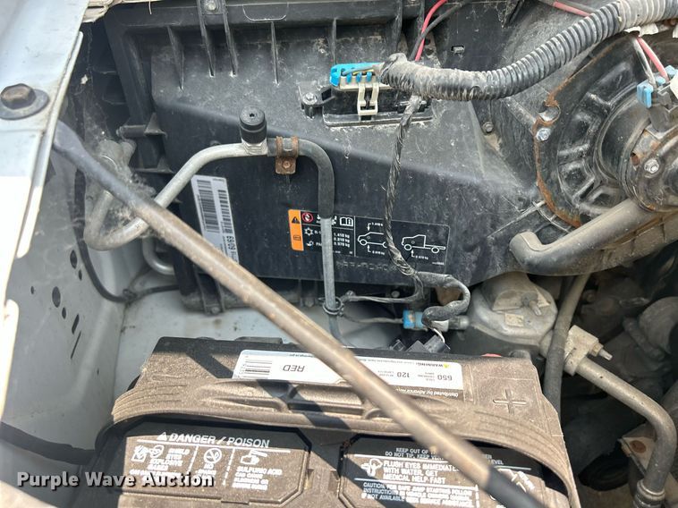 image for item DR4733 2017 Chevrolet Express 2500  van