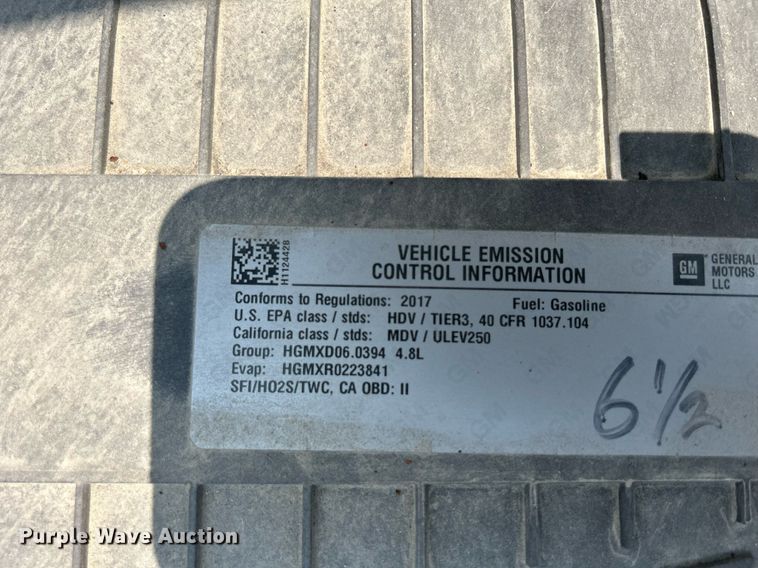 image for item DR4733 2017 Chevrolet Express 2500  van