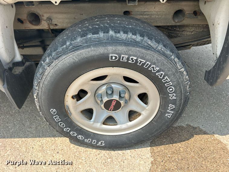 image for item DR4734 2015 GMC Sierra 1500  pickup truck