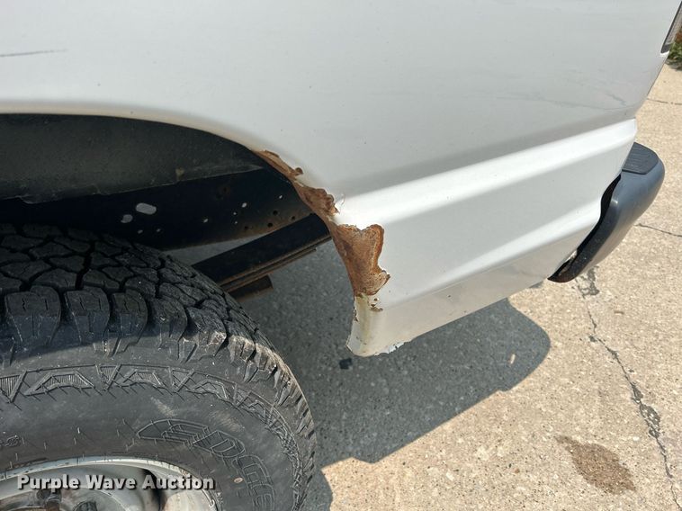 image for item DR4735 2014 Ford E350 Super Duty  van