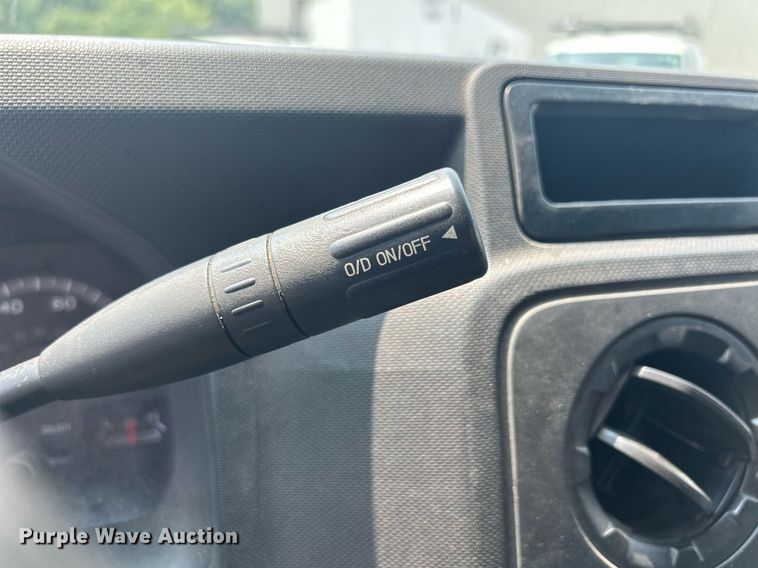 image for item DR4735 2014 Ford E350 Super Duty  van