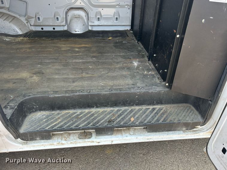 image for item DR4735 2014 Ford E350 Super Duty  van