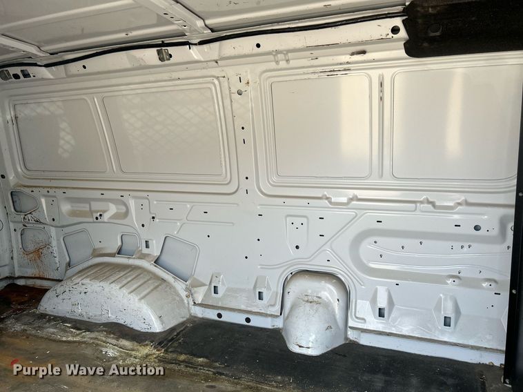 image for item DR4735 2014 Ford E350 Super Duty  van