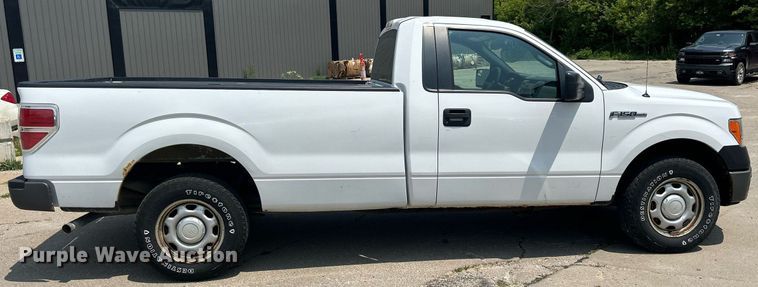 image for item DR4736 2014 Ford F150 XL  pickup truck