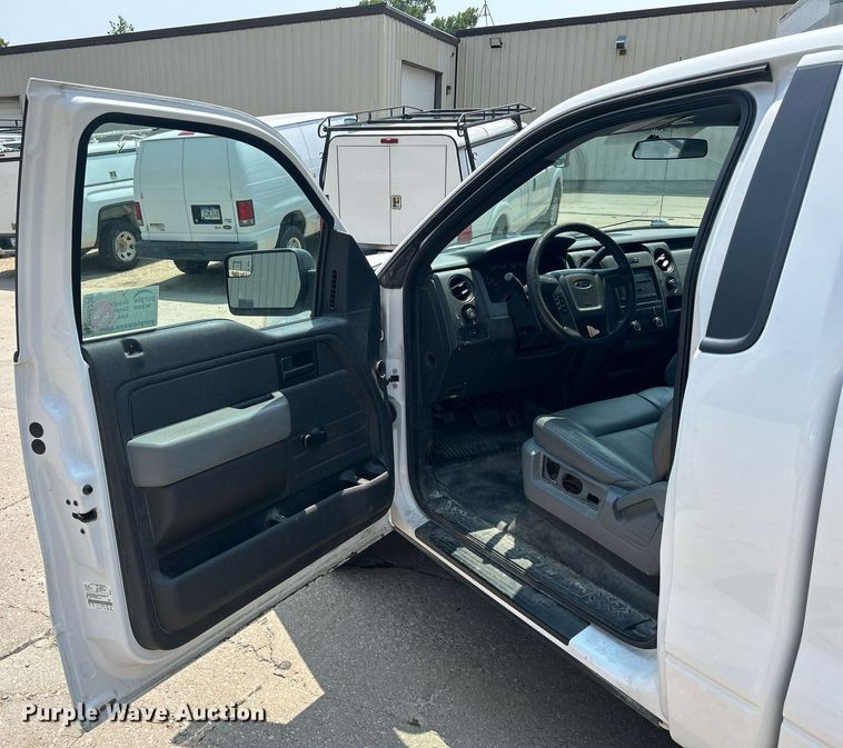 image for item DR4736 2014 Ford F150 XL  pickup truck