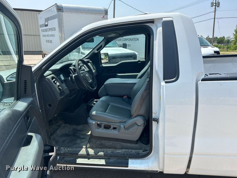 image for item DR4736 2014 Ford F150 XL  pickup truck