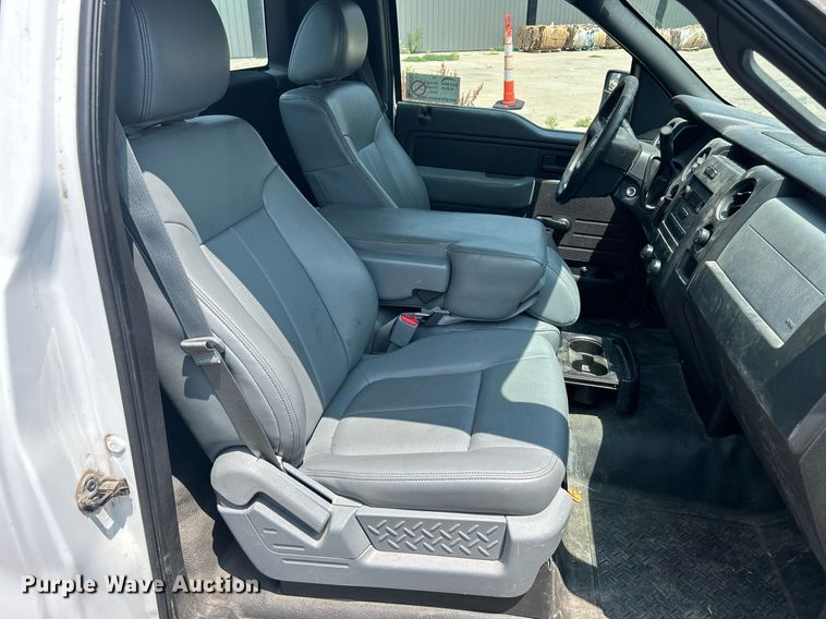 image for item DR4736 2014 Ford F150 XL  pickup truck