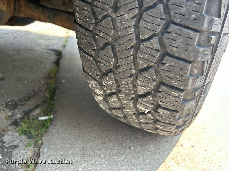 image for item DR4736 2014 Ford F150 XL  pickup truck