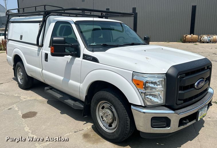 image for item DR4737 2016 Ford F250 Super Duty XL  pickup truck