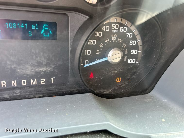 image for item DR4737 2016 Ford F250 Super Duty XL  pickup truck