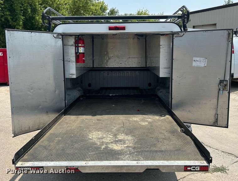 image for item DR4737 2016 Ford F250 Super Duty XL  pickup truck