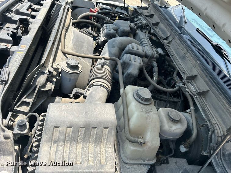 image for item DR4737 2016 Ford F250 Super Duty XL  pickup truck