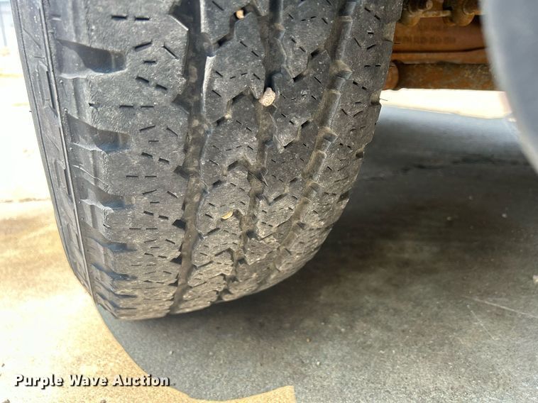 image for item DR4737 2016 Ford F250 Super Duty XL  pickup truck