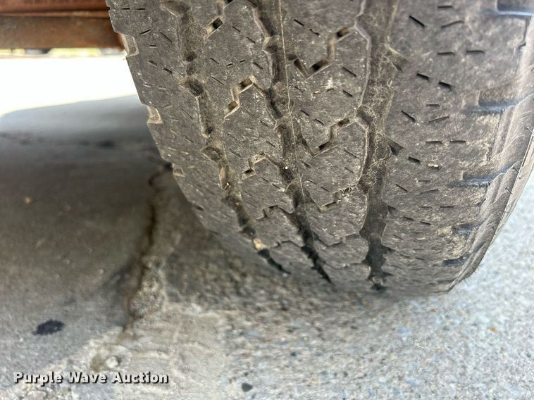 image for item DR4737 2016 Ford F250 Super Duty XL  pickup truck