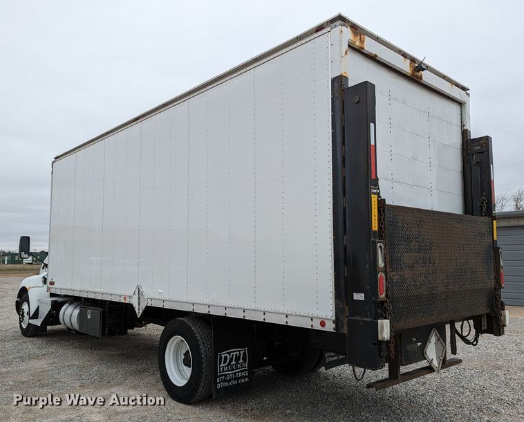 image for item DR6810 2013 Kenworth T370  box truck