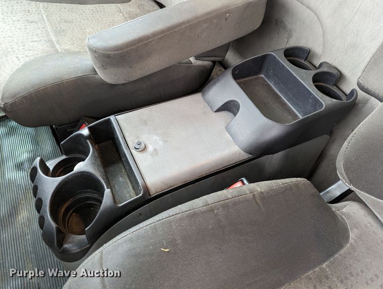 image for item DR6810 2013 Kenworth T370  box truck