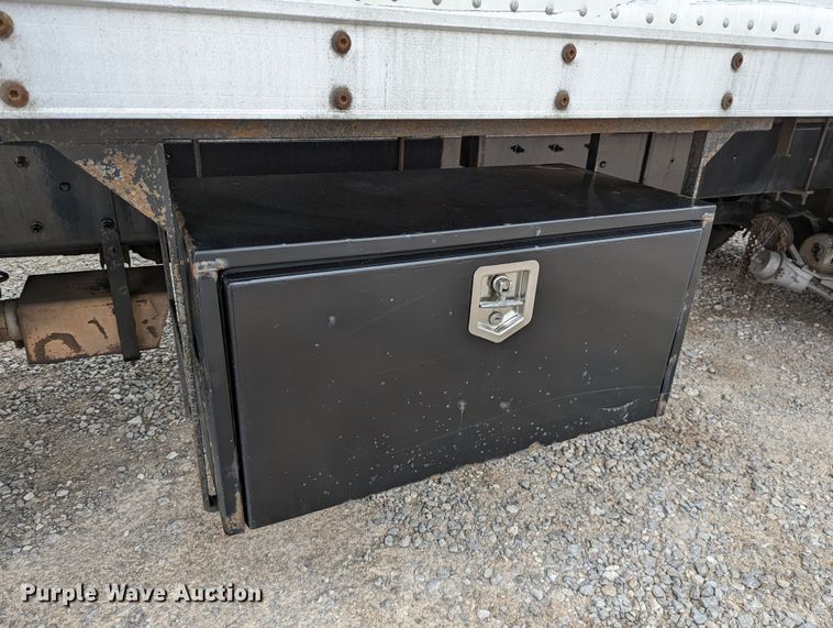 image for item DR6810 2013 Kenworth T370  box truck