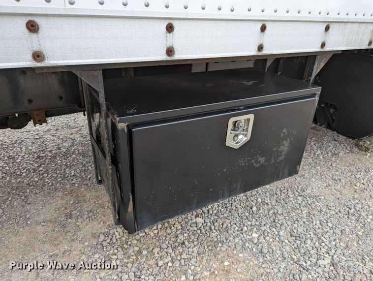 image for item DR6810 2013 Kenworth T370  box truck