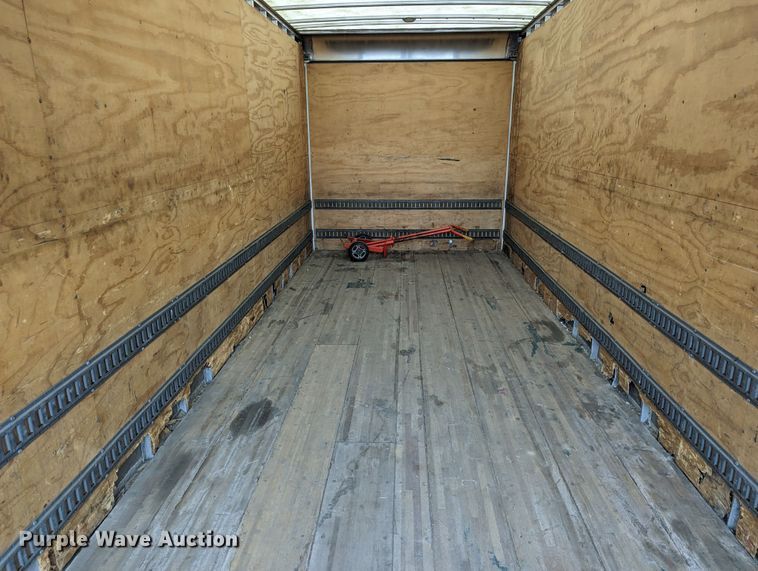 image for item DR6810 2013 Kenworth T370  box truck