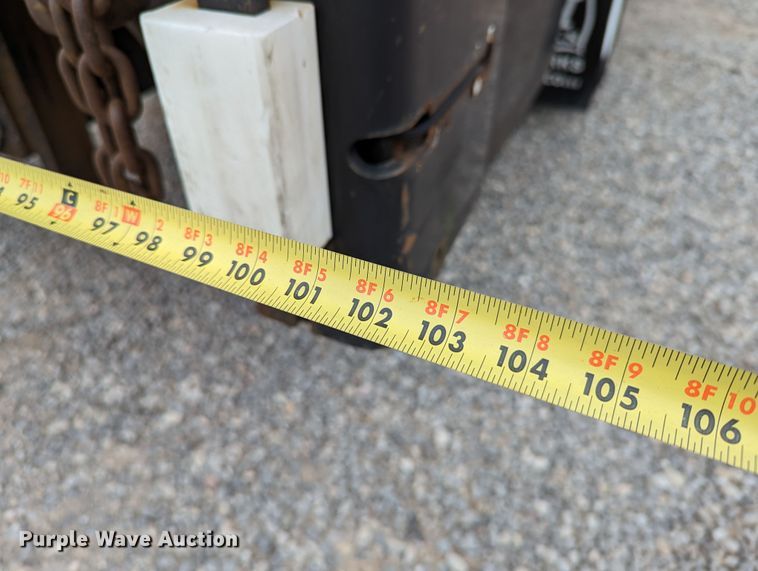 image for item DR6810 2013 Kenworth T370  box truck