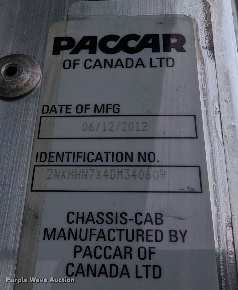 image for item DR6810 2013 Kenworth T370  box truck