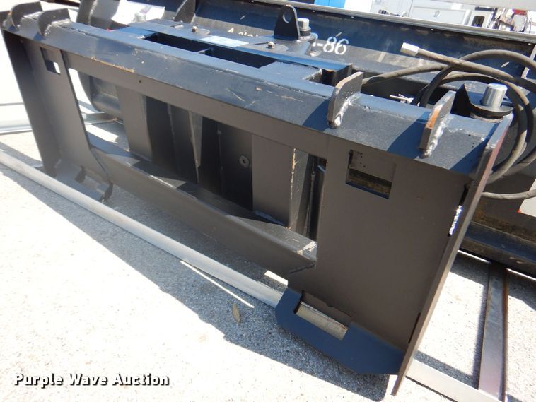 image for item DS5624 2023 Snow Bucket 003-17-56-001  skid steer snow pusher