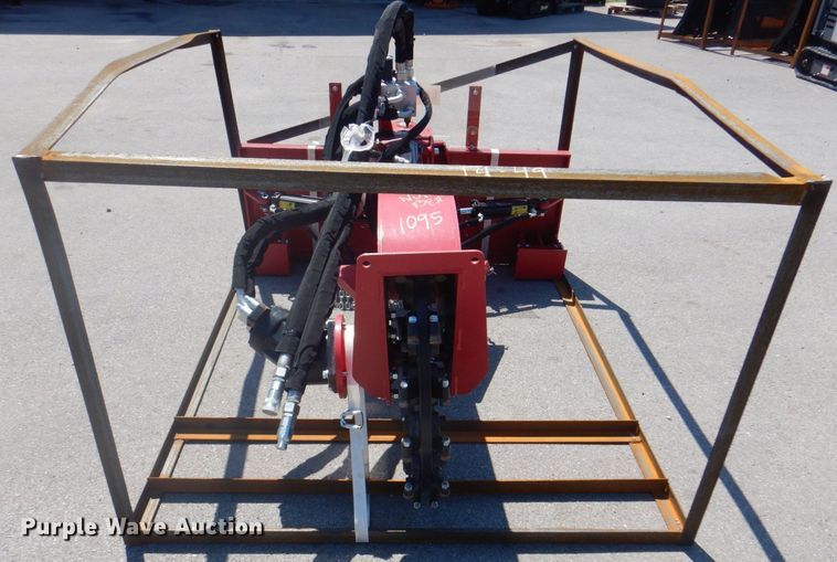 image for item DS5625 2023 Handy HSG28  skid steer stump grinder