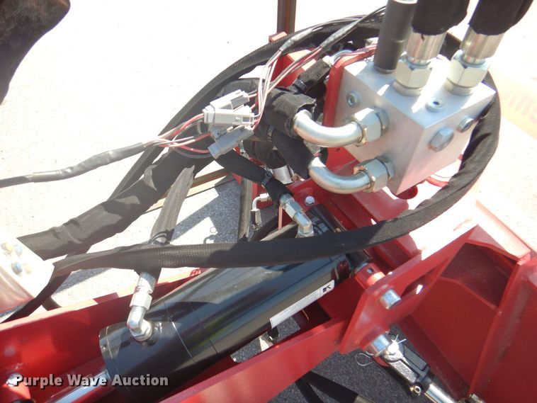 image for item DS5625 2023 Handy HSG28  skid steer stump grinder