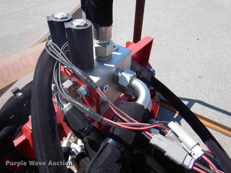 image for item DS5625 2023 Handy HSG28  skid steer stump grinder