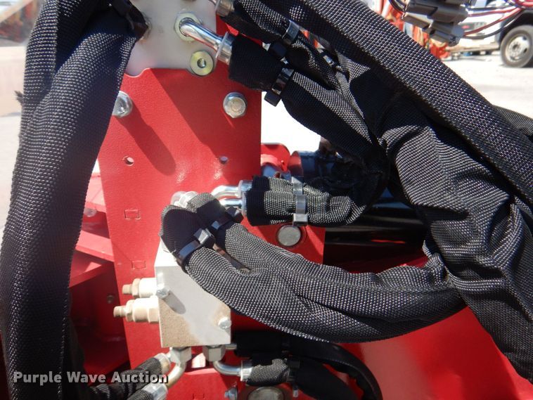 image for item DS5625 2023 Handy HSG28  skid steer stump grinder