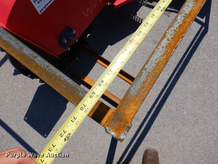 image for item DS5625 2023 Handy HSG28  skid steer stump grinder