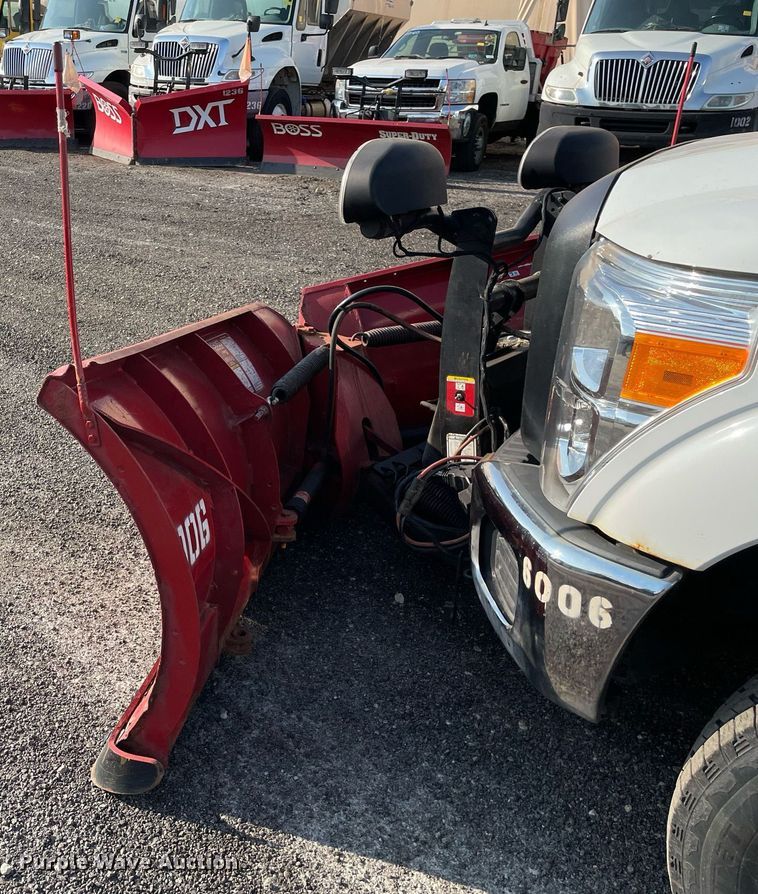 image for item DS8752 2012 Ford F350 Super Duty XL  flatbed pickup truck