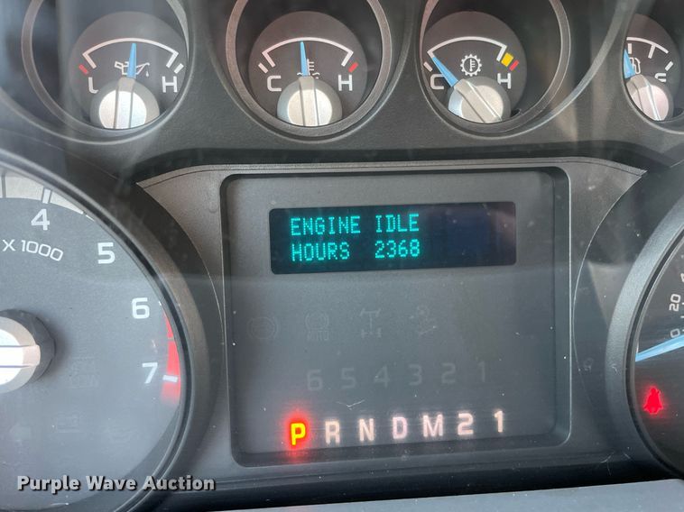 image for item DS8752 2012 Ford F350 Super Duty XL  flatbed pickup truck