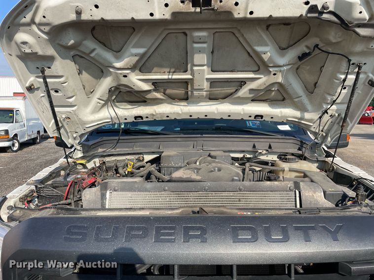 image for item DS8752 2012 Ford F350 Super Duty XL  flatbed pickup truck