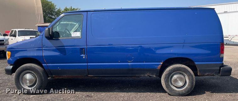 image for item DS8754 2003 Ford E250  van