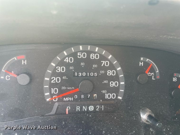 image for item DS8754 2003 Ford E250  van