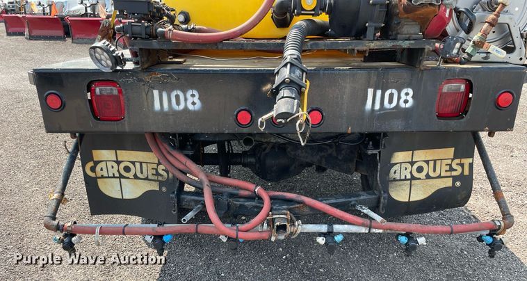 image for item DS8755 2006 Ford F350 Super Duty XL  flatbed pickup truck