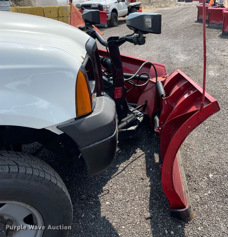 image for item DS8755 2006 Ford F350 Super Duty XL  flatbed pickup truck