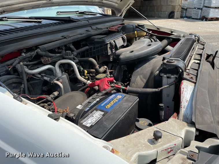 image for item DS8755 2006 Ford F350 Super Duty XL  flatbed pickup truck